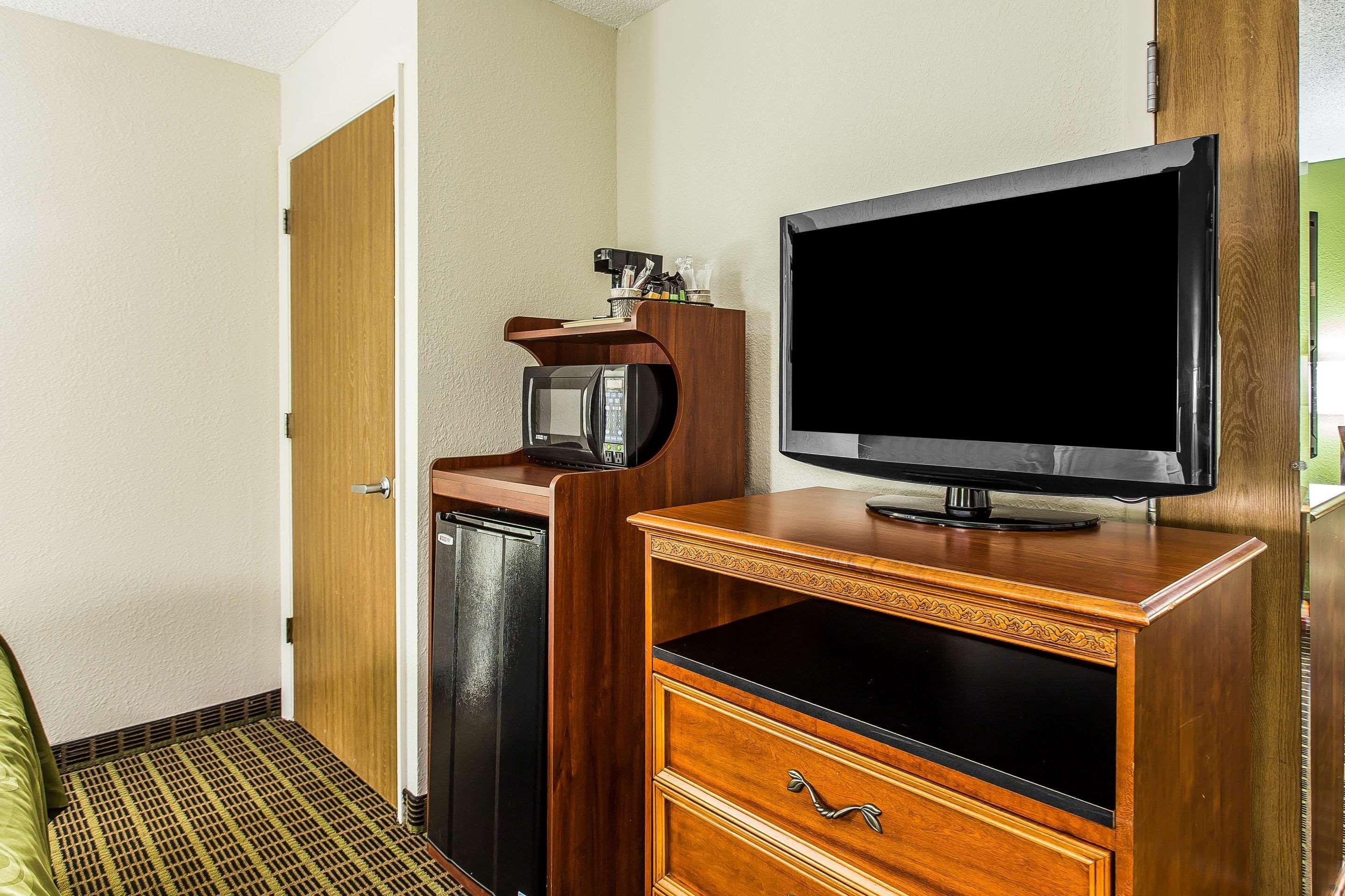 Quality Inn & Suites Orangeburg Ngoại thất bức ảnh
