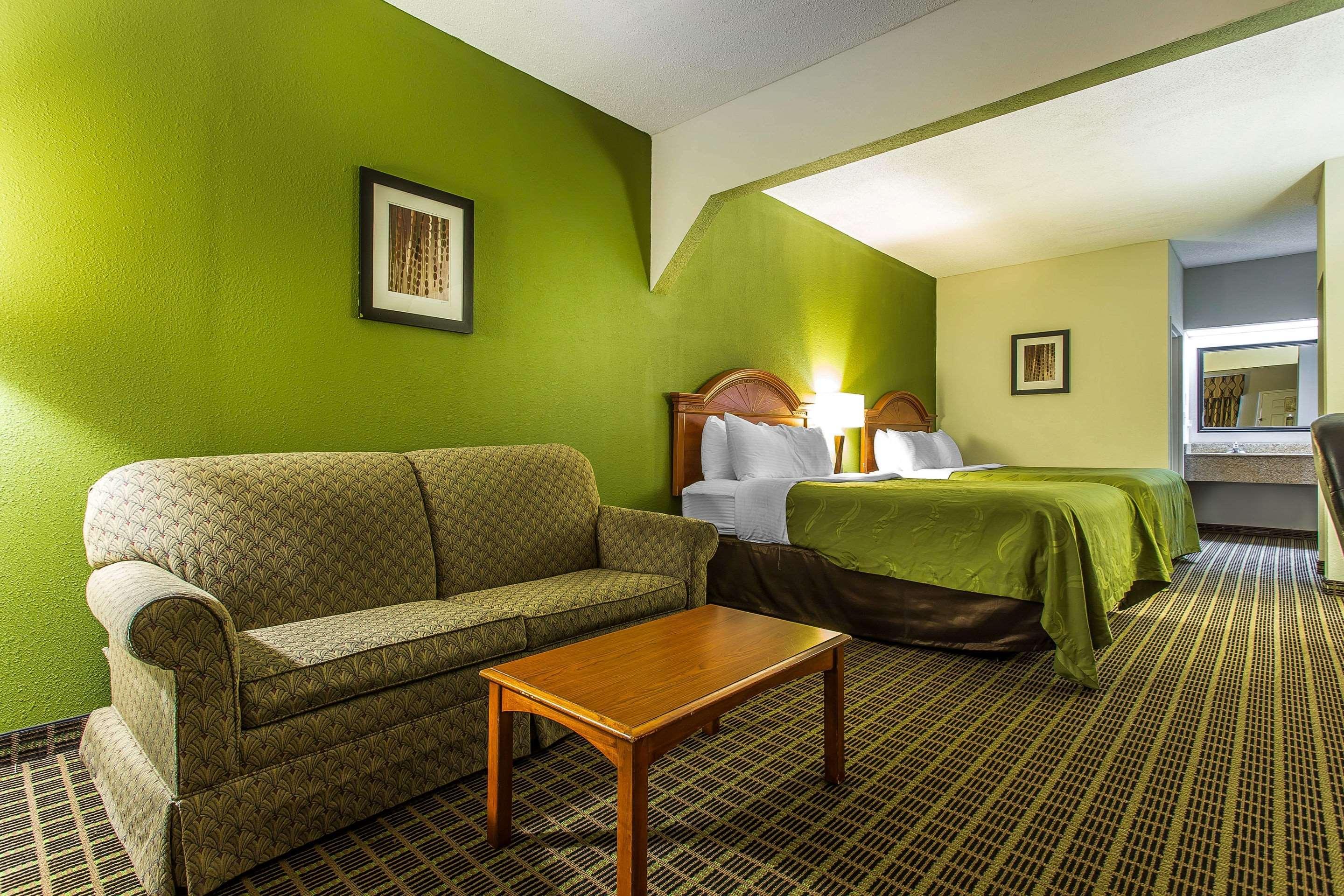 Quality Inn & Suites Orangeburg Ngoại thất bức ảnh