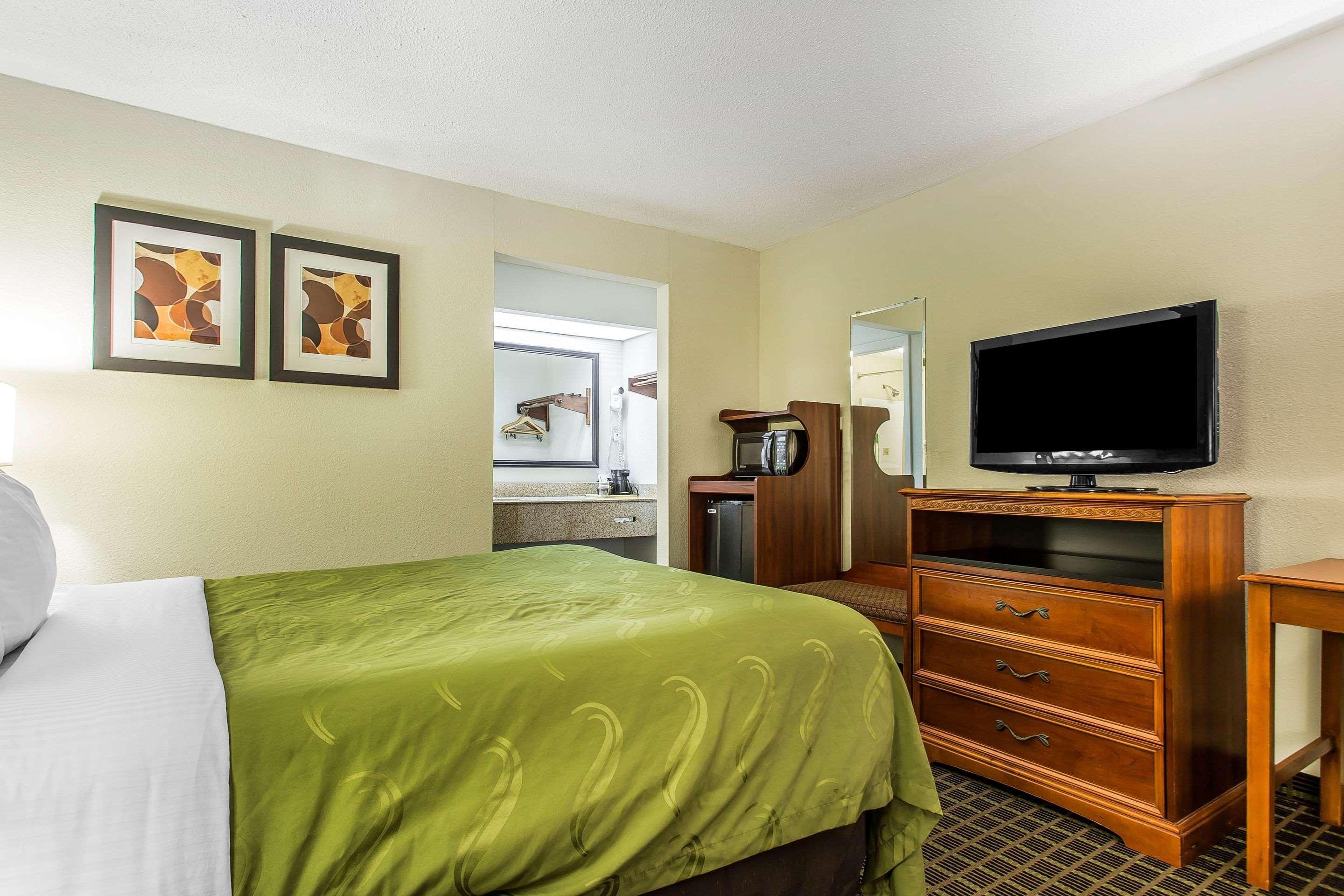 Quality Inn & Suites Orangeburg Ngoại thất bức ảnh