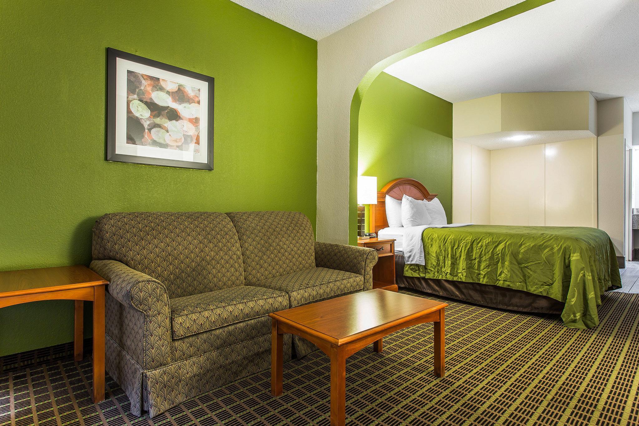 Quality Inn & Suites Orangeburg Ngoại thất bức ảnh