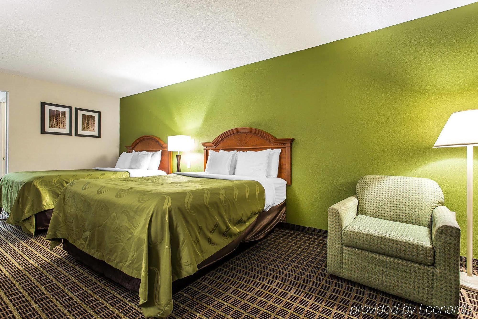 Quality Inn & Suites Orangeburg Ngoại thất bức ảnh