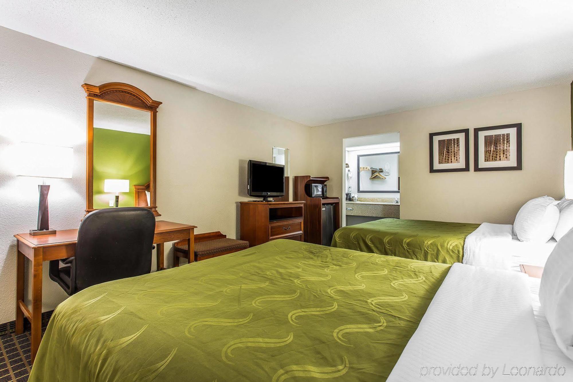 Quality Inn & Suites Orangeburg Ngoại thất bức ảnh